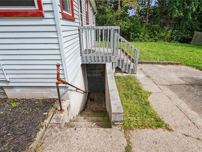 742 Avondale Street , Kent, OH 44240 Photo 14