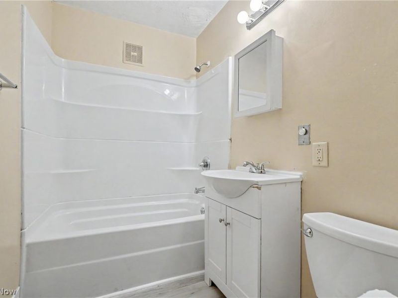 742 Avondale Street , Kent, OH 44240 Photo 27