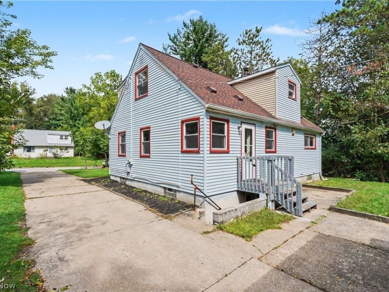 742 Avondale Street , Kent, OH 44240 Photo 4