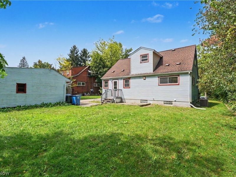 742 Avondale Street , Kent, OH 44240 Photo 5
