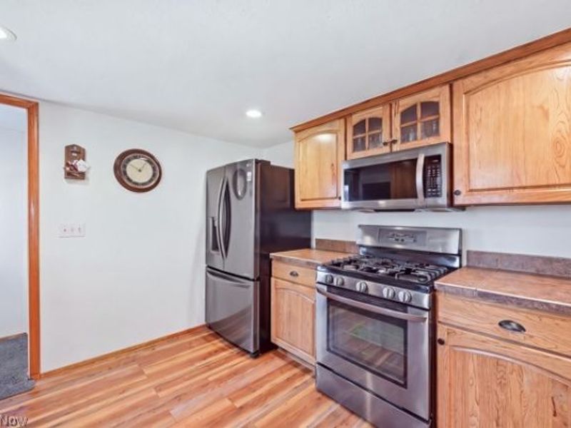 779 E Liberty Street, Hubbard, OH 44425 Photo 10