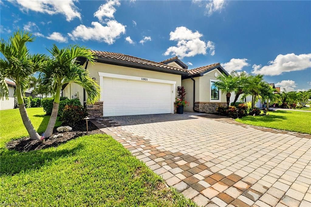 11921 Arbor Trace Dr, Fort Myers, FL 33913 Photo