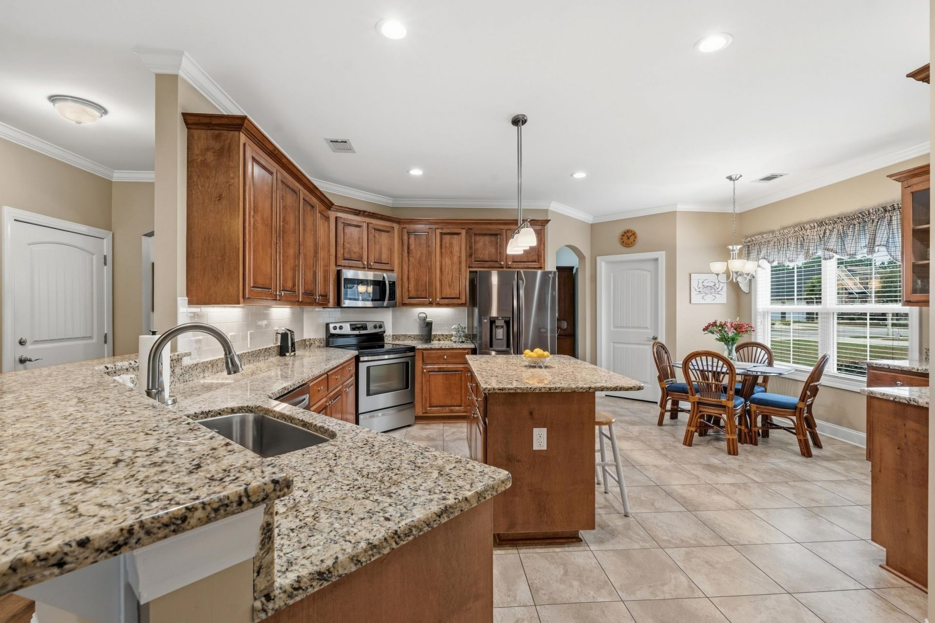 1025 Limpkin Dr. Photo 16
