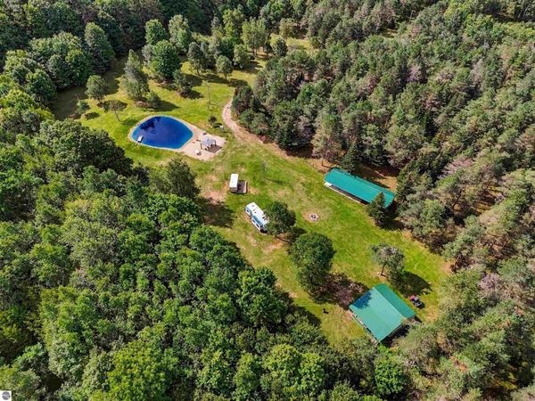 4645 23 Road S, Boon, MI 49618