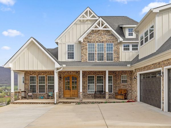 300 Skyhigh Drive, Dunlap, TN 37327