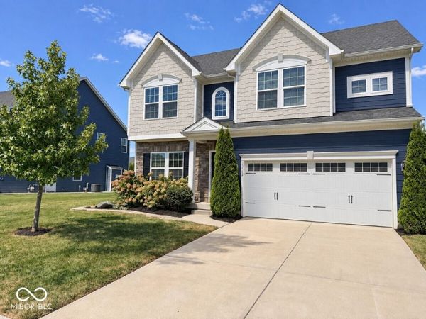 15142 Betton Place , Fishers, IN 46037