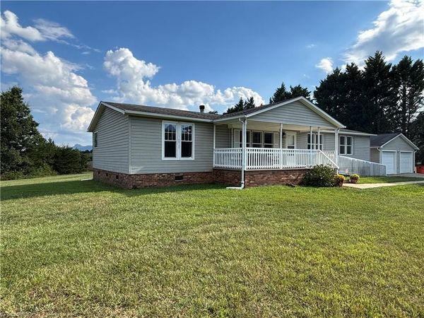 150 Springfield Road , Pilot Mountain, NC 27041