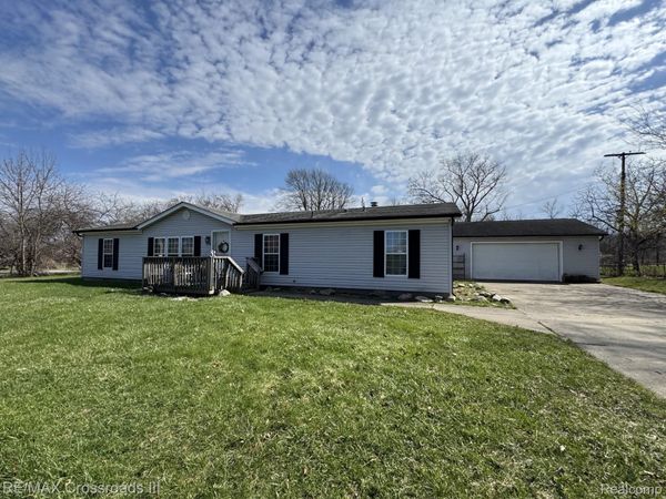 29515 Charles Street, Romulus, Mi 48174