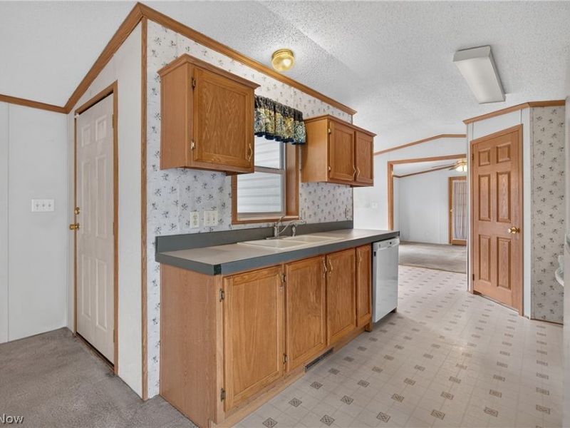 35157 Center Ridge Road , Unit 153, North Ridgeville, OH 44039 Photo 14
