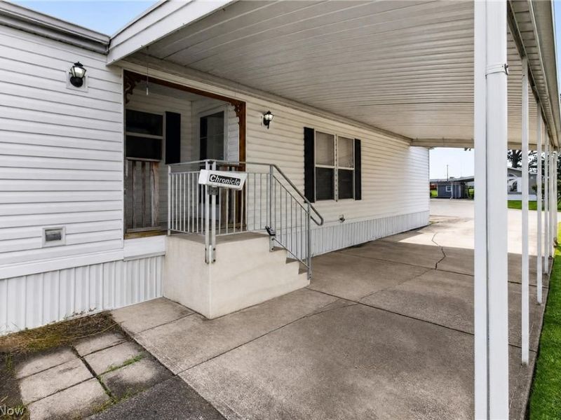 35157 Center Ridge Road , Unit 153, North Ridgeville, OH 44039 Photo 3