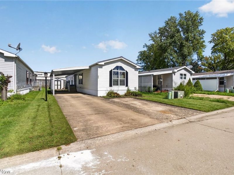 35157 Center Ridge Road , Unit 153, North Ridgeville, OH 44039 Photo 4