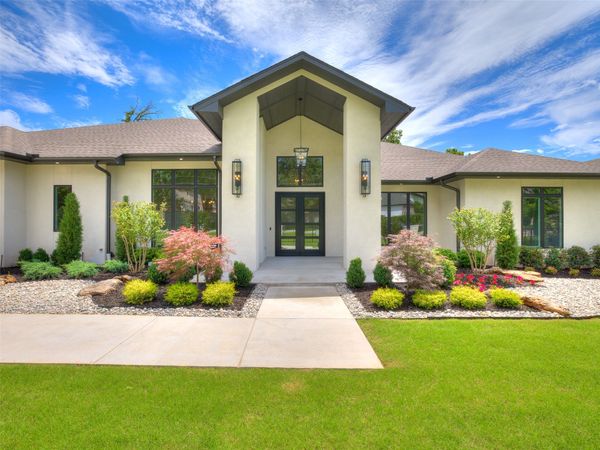 10775 S Sheridan Road , Tulsa, OK 74133