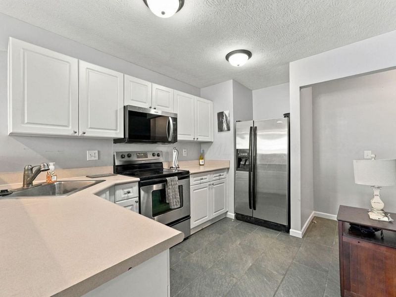 5995 Ferdinand Drive , Unit 32, New Albany, OH 43054 Photo 6