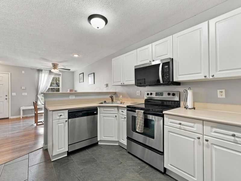 5995 Ferdinand Drive , Unit 32, New Albany, OH 43054 Photo 8