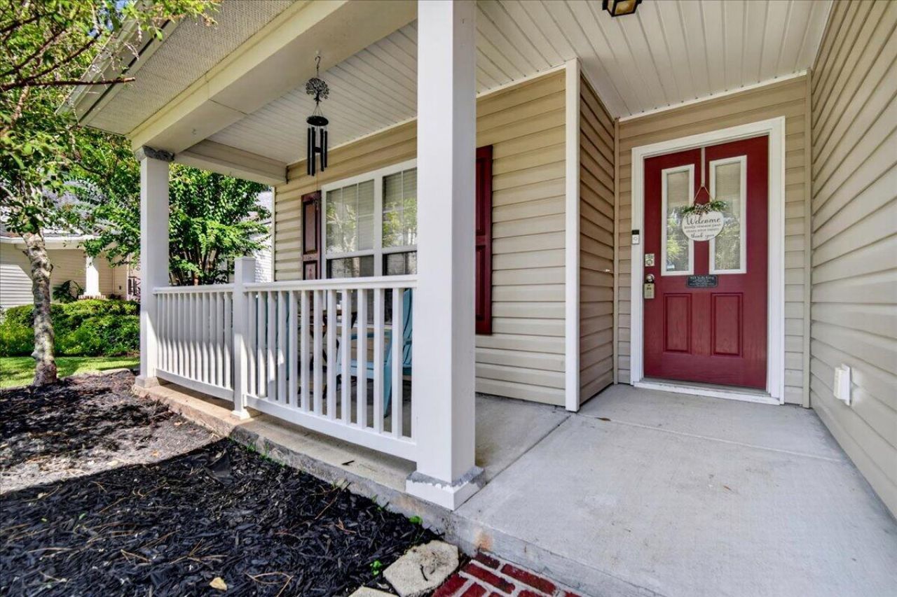 104 Basler Street Photo 4