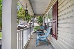 104 Basler Street photo 4