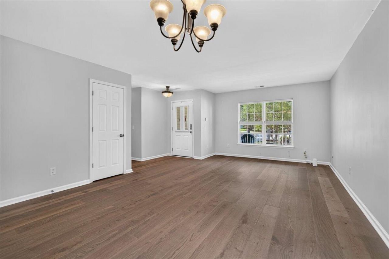 104 Basler Street Photo 8