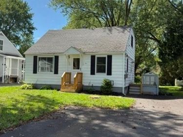 511 Plymouth Avenue , Syracuse, NY 13211