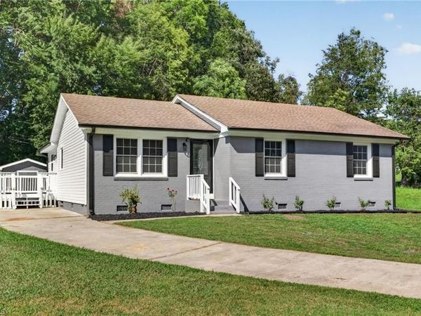 528 Carol Leigh Drive , Gibsonville, NC 27249