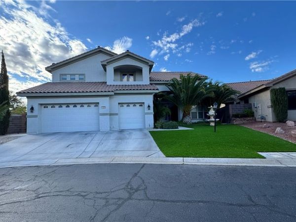 10234 Renae Nicole Court, Las Vegas, NV 89183