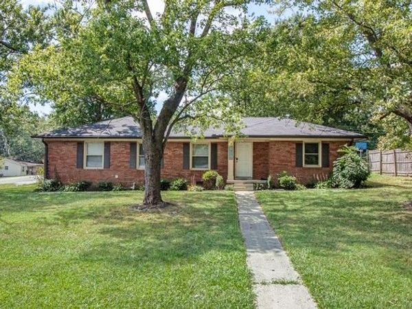 1306 Old Estill Springs Rd , Tullahoma, TN 37388