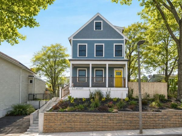17 Akron St, Unit 2, Boston, MA 02119