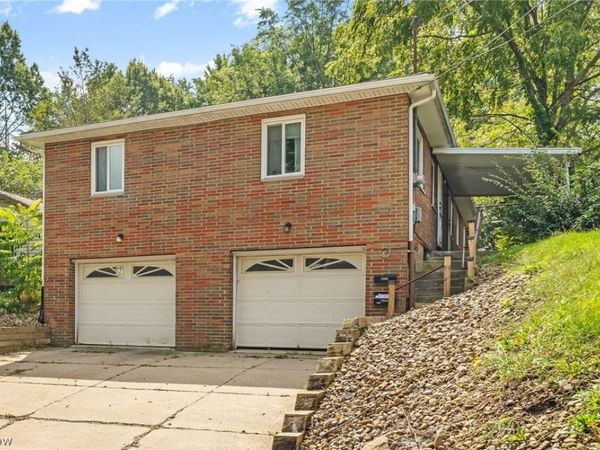 2358 & 2360 Congo Street , Akron, OH 44305