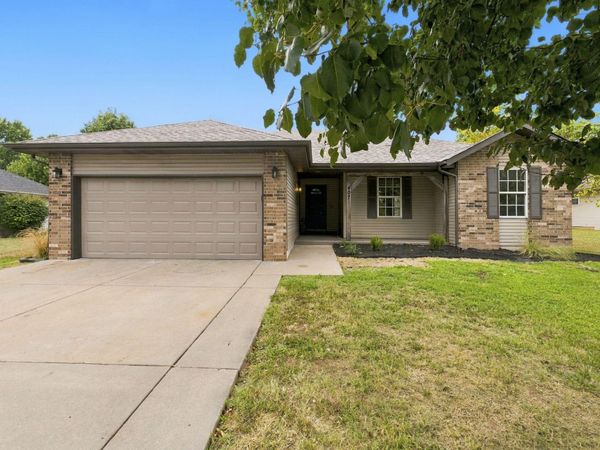 407 Wampler Drive, Clever, MO 65631