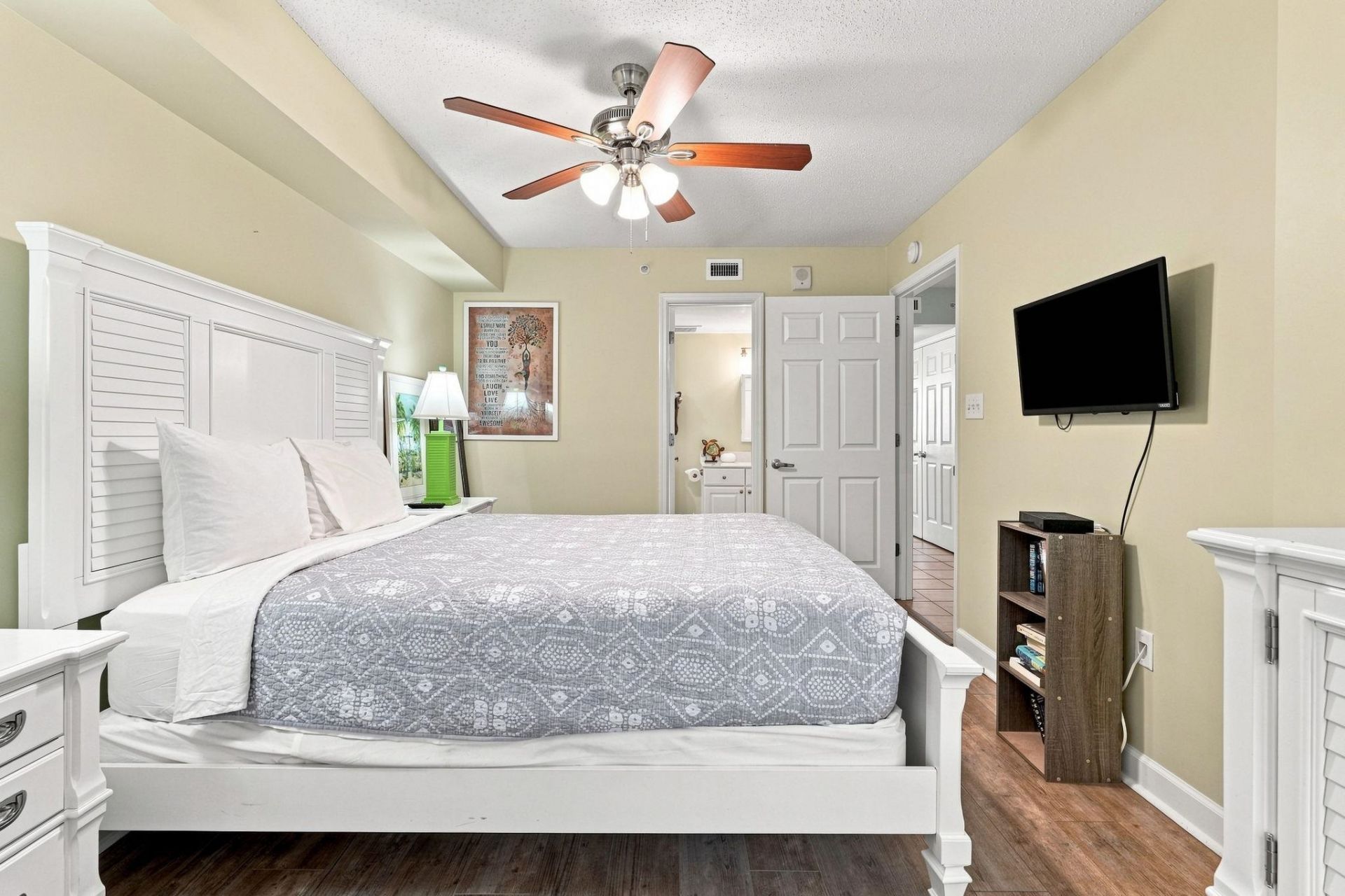 1707 Perrin Dr. Photo 15