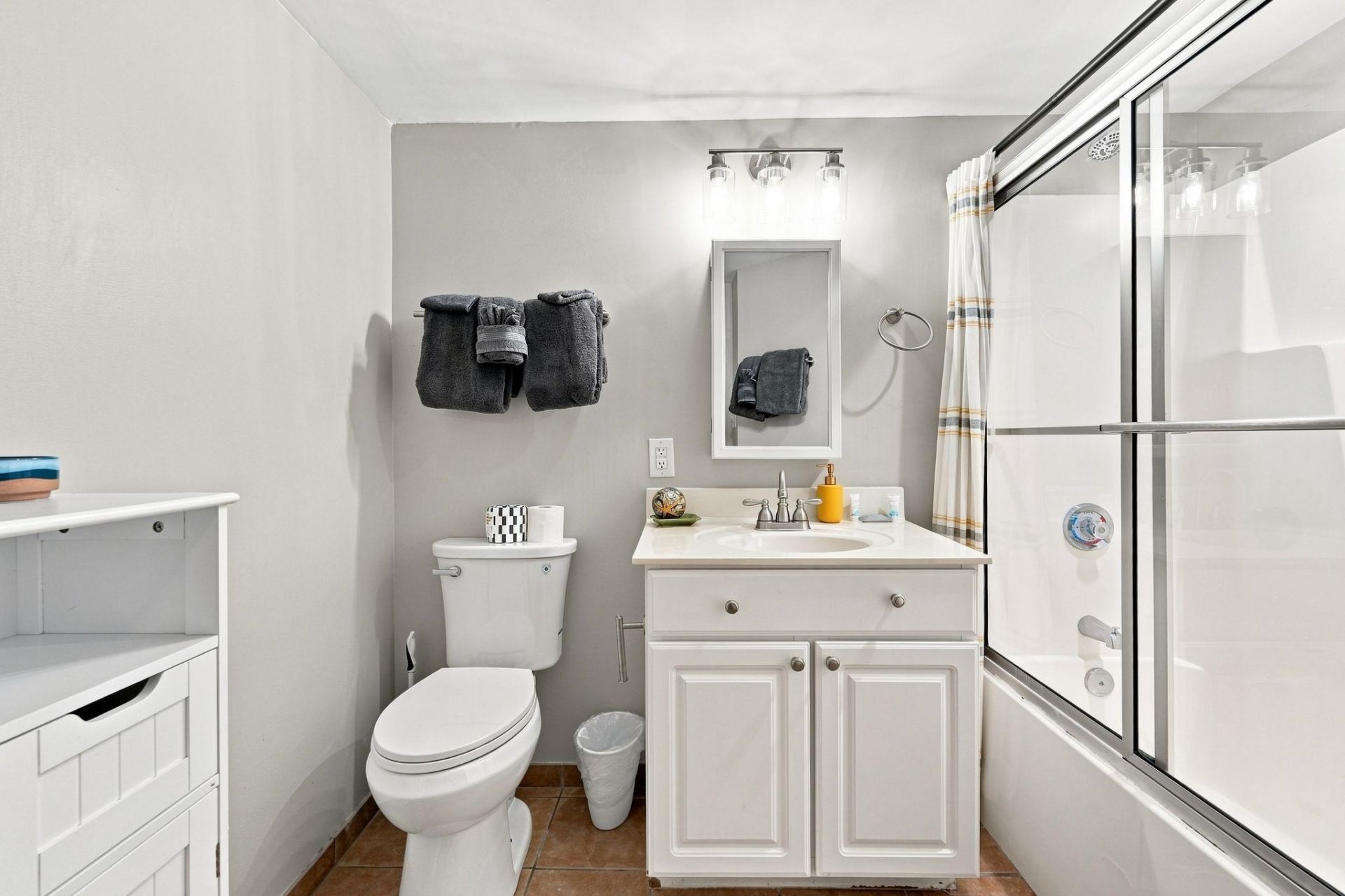 1707 Perrin Dr. Photo 23