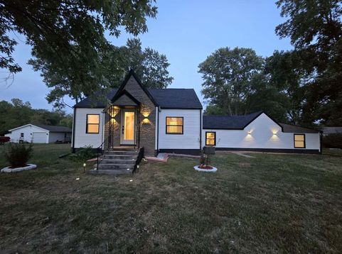 Main Photo