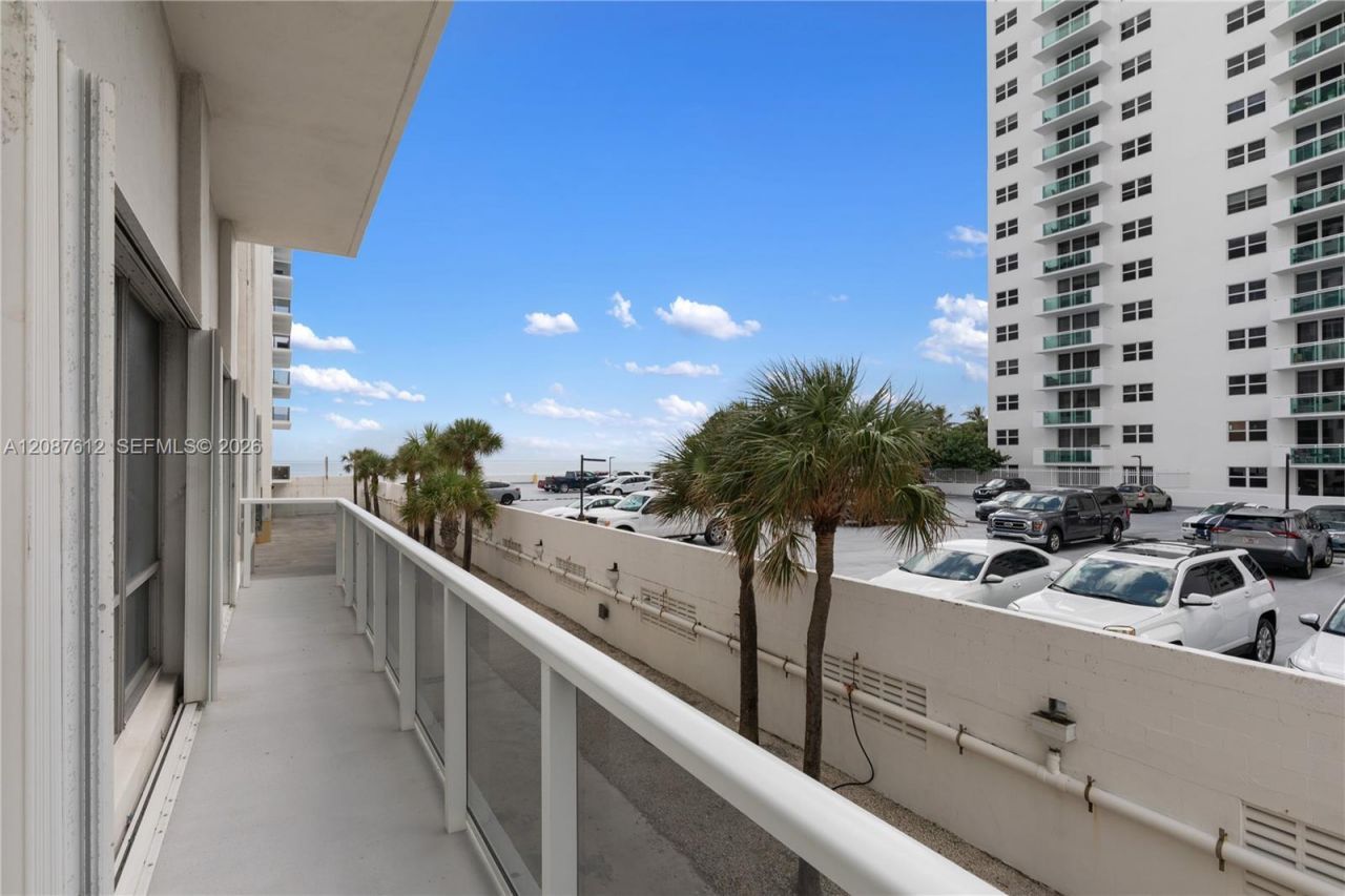 2751 S Ocean Dr, Unit 208S, Hollywood, FL 33019 Photo