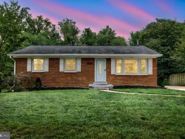 8901 LAGRANGE STREET, LORTON, VA 22079