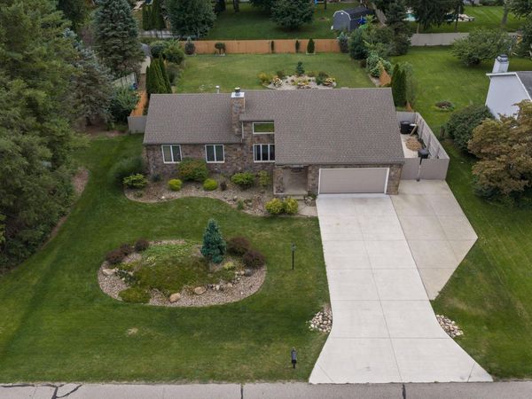 23666 Bel Ridge Drive, Elkhart, IN 46516