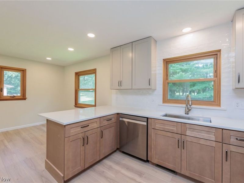 4261 Slaughter Road , Green, OH 44685 Photo 16