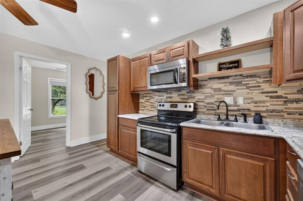 20963 E Colonial Drive, Christmas, FL 32709 Photo