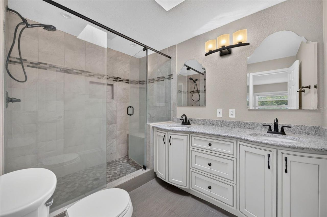 20963 E Colonial Drive, Christmas, FL 32709 Photo