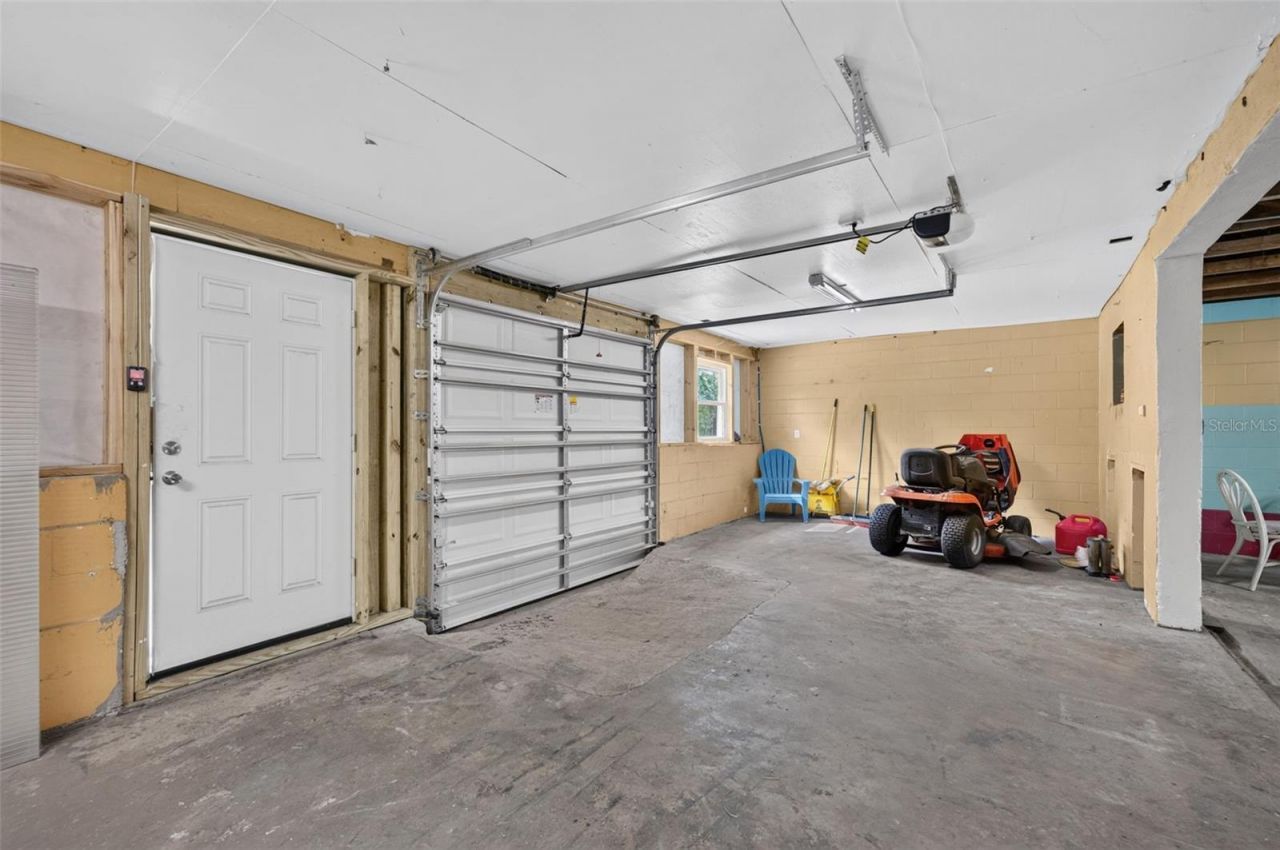20963 E Colonial Drive, Christmas, FL 32709 Photo