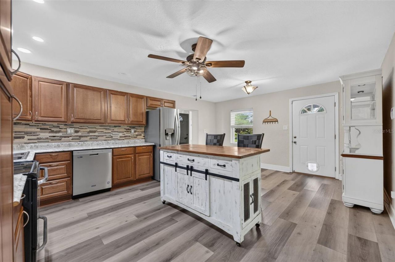 20963 E Colonial Drive, Christmas, FL 32709 Photo