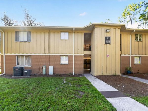 507 NW 39TH ROAD , Unit 107, GAINESVILLE, FL 32607