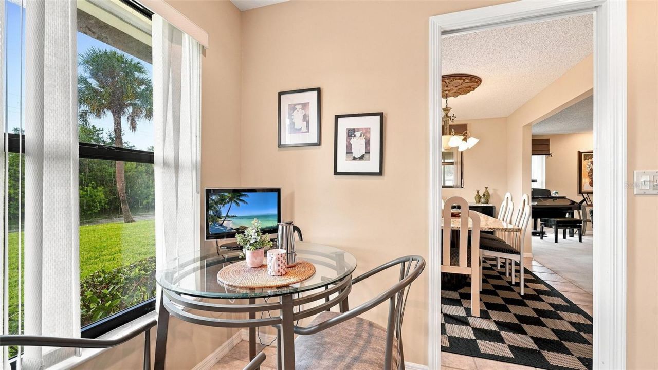 3615 Muirfield Drive, Unit 3D, Sarasota, FL 34238 Photo
