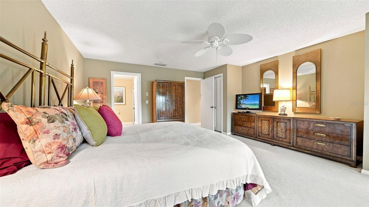 3615 Muirfield Drive, Unit 3D, Sarasota, FL 34238 Photo