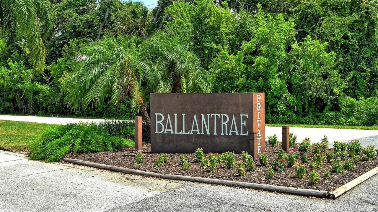 3615 Muirfield Drive, Unit 3D, Sarasota, FL 34238 Photo