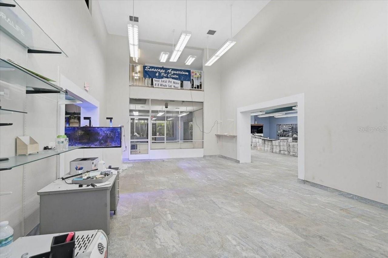 2160 Gulf Gate Drive, Sarasota, FL 34231 Photo