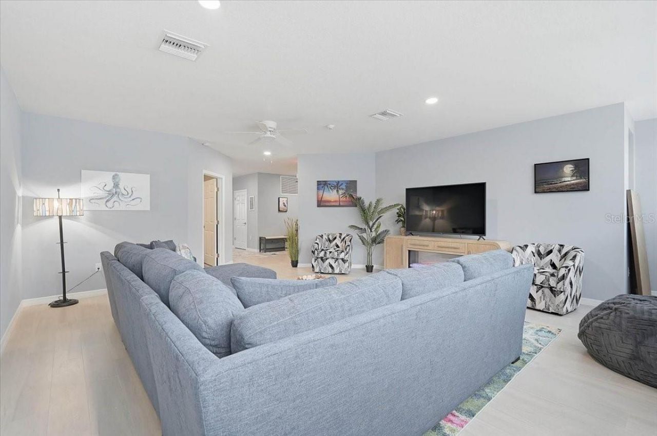 2160 Gulf Gate Drive, Sarasota, FL 34231 Photo