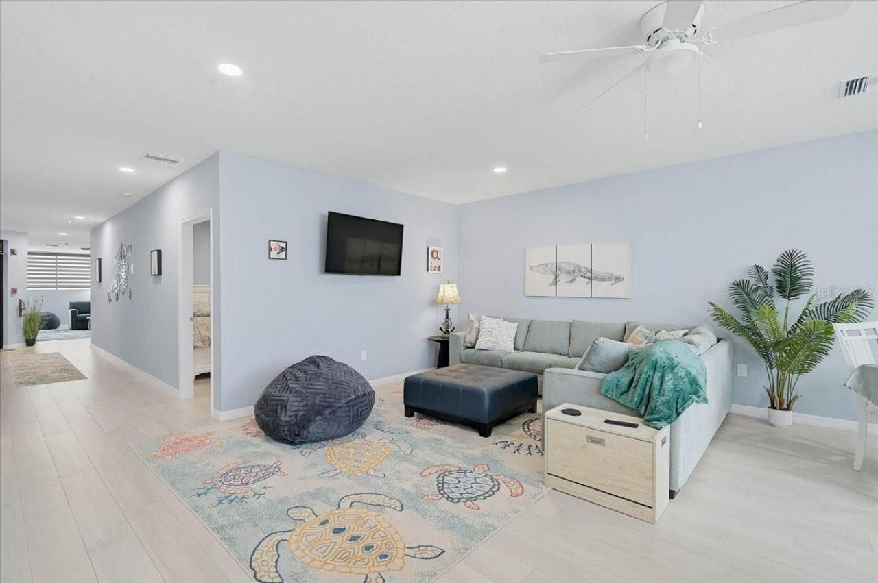 2160 Gulf Gate Drive, Sarasota, FL 34231 Photo