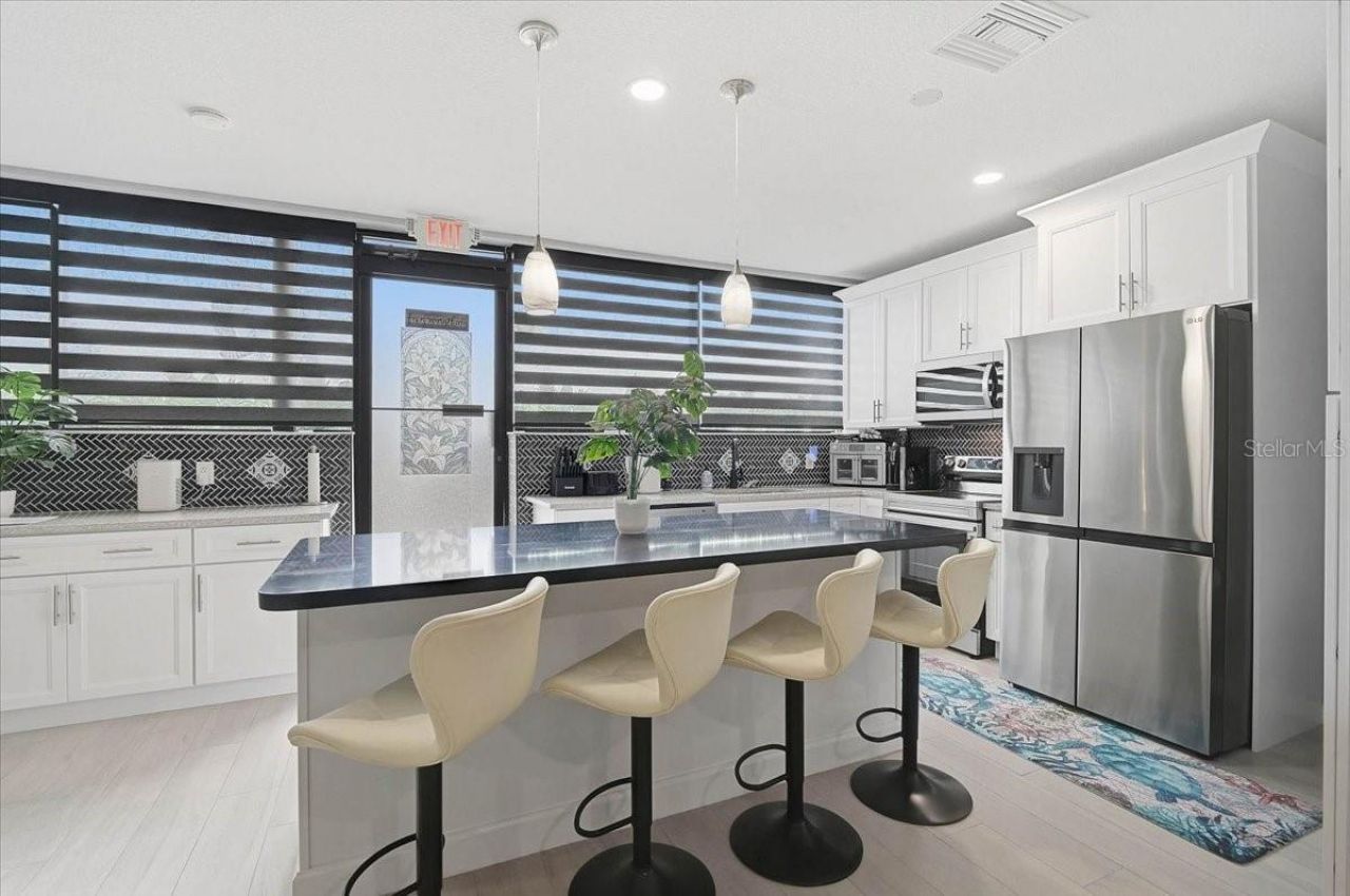 2160 Gulf Gate Drive, Sarasota, FL 34231 Photo