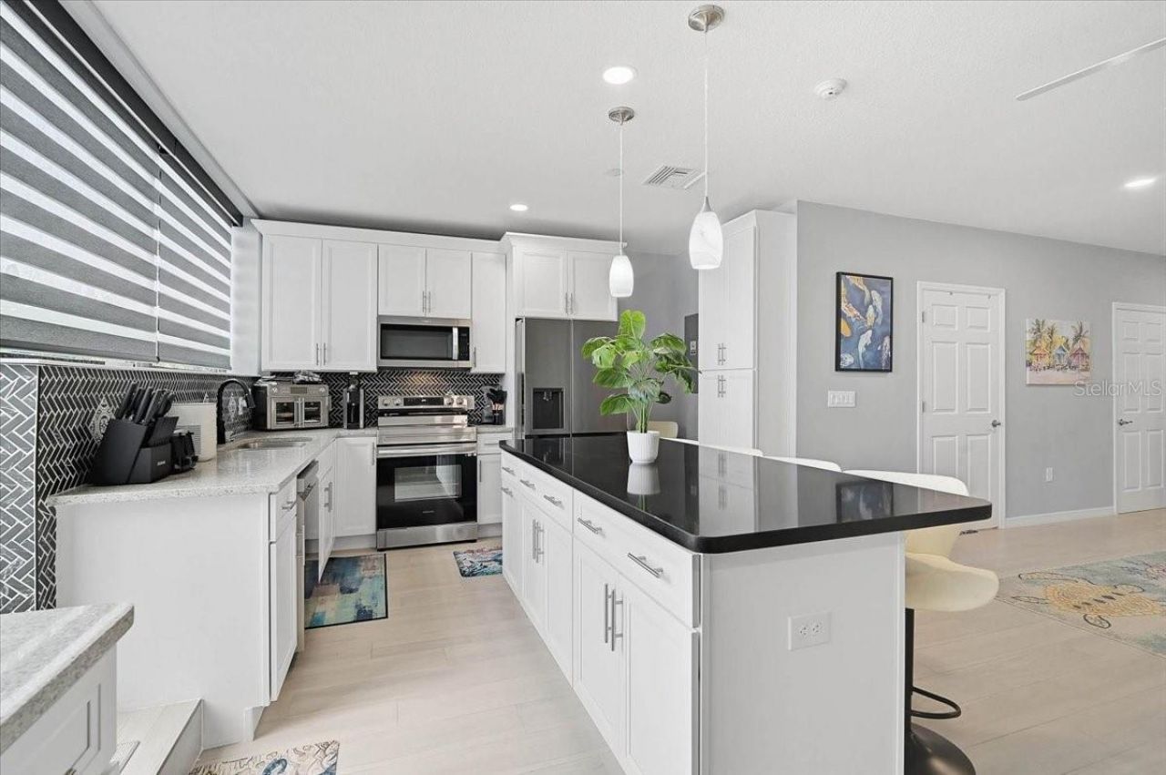 2160 Gulf Gate Drive, Sarasota, FL 34231 Photo