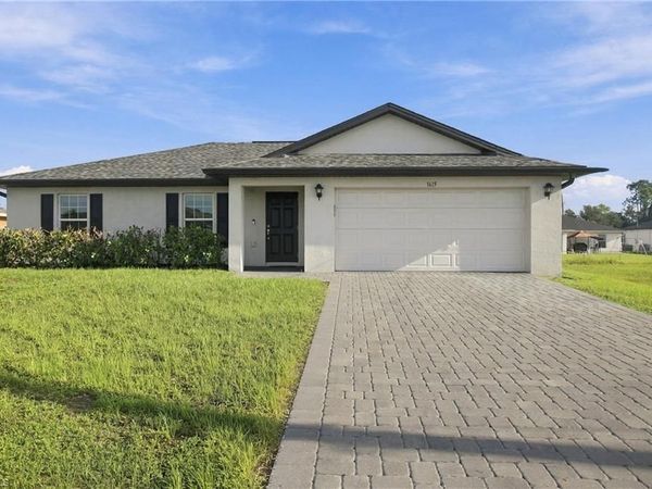 1615 NE 34th LN, CAPE CORAL, FL 33909