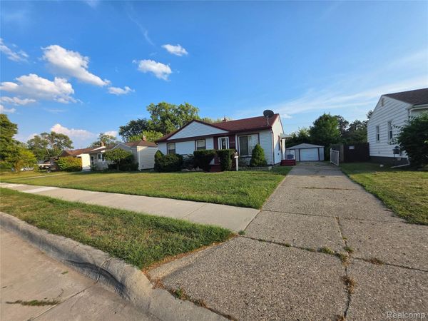 13394 Couwlier Avenue , Warren, Mi 48089